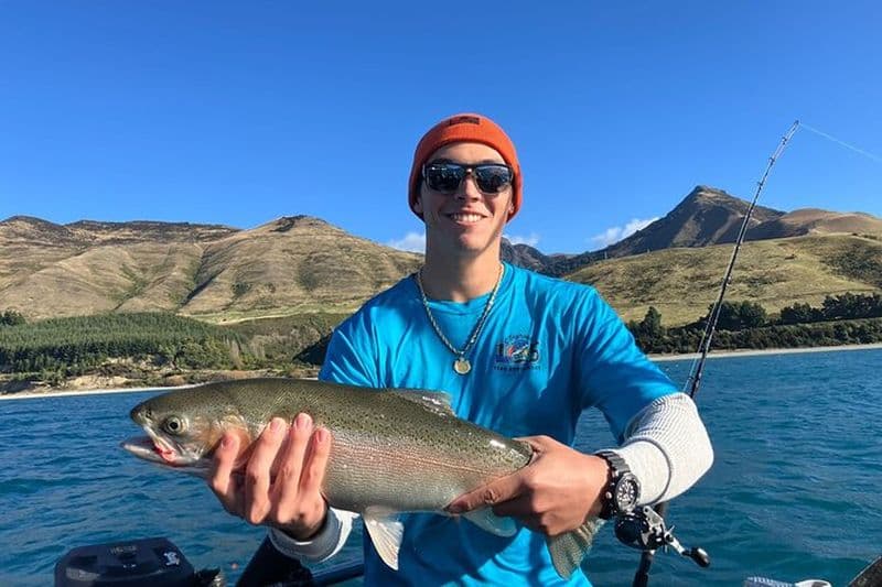 Lac Wānaka: 3 heures Aventure de pêche en bateau