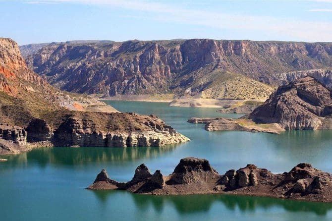 Explorez Atuel Canyon et San Rafael : une aventure guidée