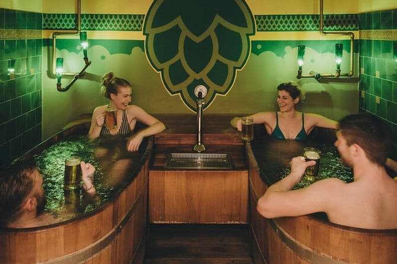 Billet Budapest BeerSpa avec bière illimitée et baignoire Széchenyi en option
