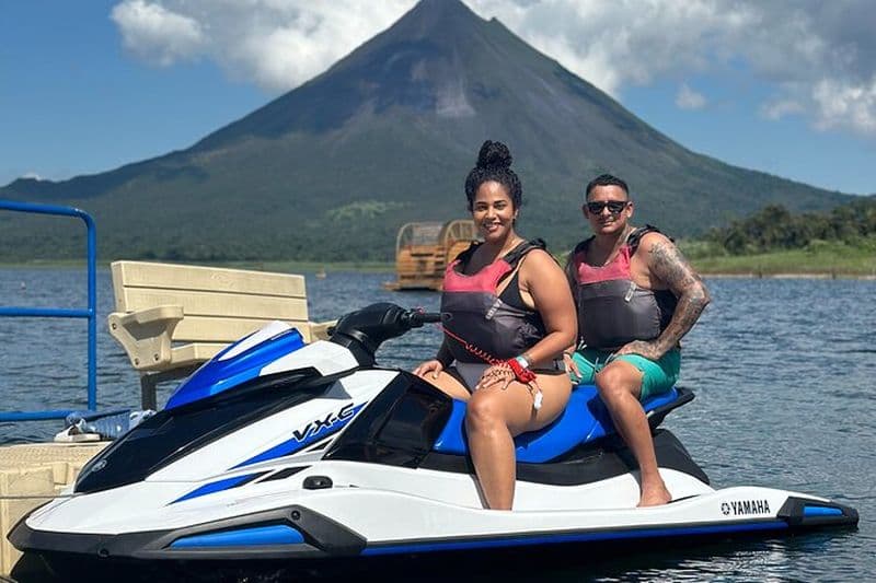 Billet Location Jet Ski Lac Arenal - La Fortuna