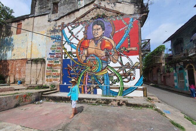 Visite à pied au coucher du soleil à Casco Viejo El Chorrillo et au marché aux poissons