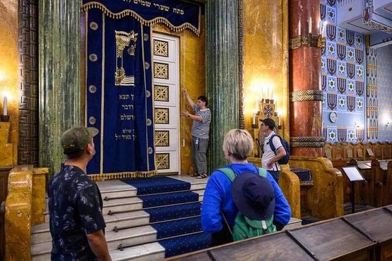 Billet Budapest Jewish Heritage Memorial Walking Tour & Synagogue Entrée