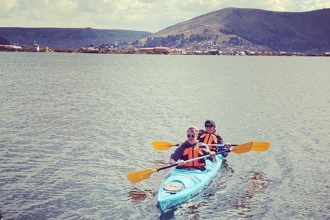Visite guidée en kayak de 3 heures sur le lac Titicaca