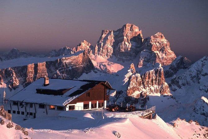 Excursion en ski aux Dolomites : Super8 Lagazuoi et 5 Torri au départ de Cortina d'Ampezzo