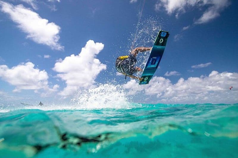Aventure privée de kitesurf de 5 jours