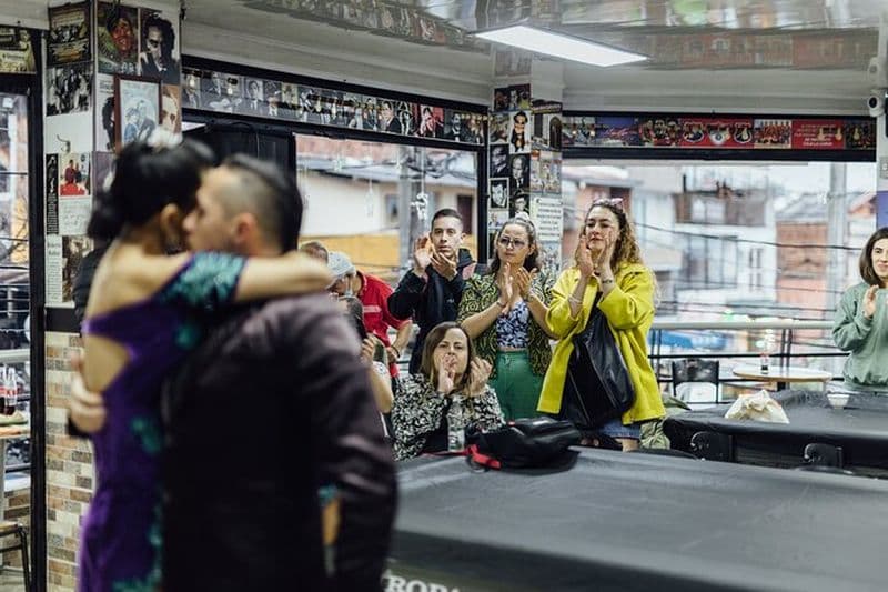 Manrique : Du Barrio au Monde et Cours de Danse