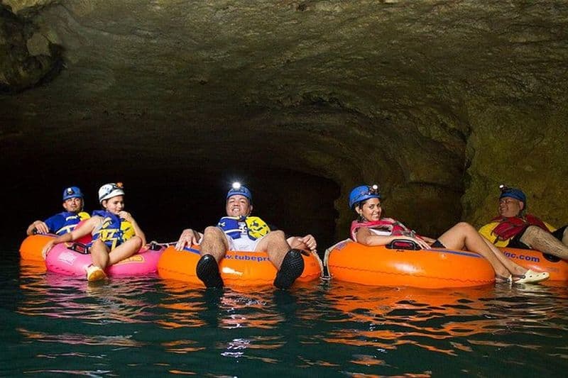 Aventure en tube et tyrolienne en grotte avec déjeuner