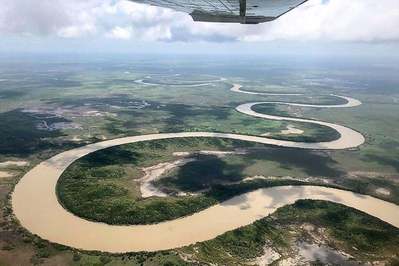 Croisière dans les eaux jaunes de Kakadu et panorama en hélicoptère de la gorge de Katherine