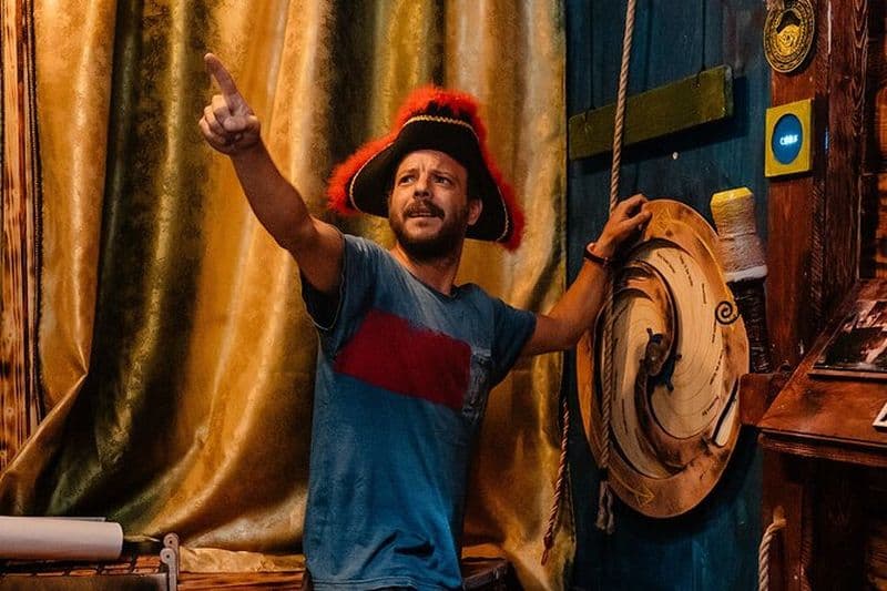 Expérience immersive d'escape room sur la légende de Skull Island