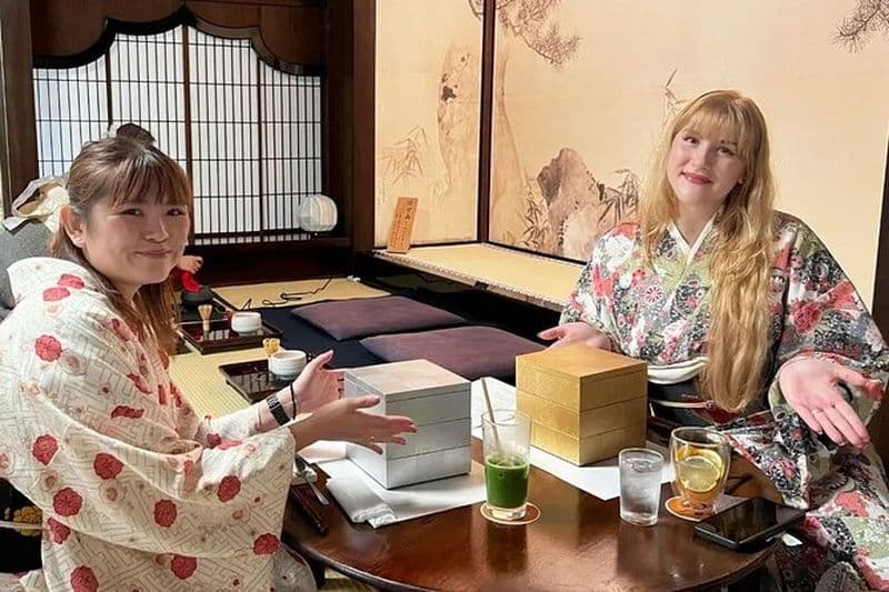 Salle à manger et matcha historiques au musée national de Tokyo