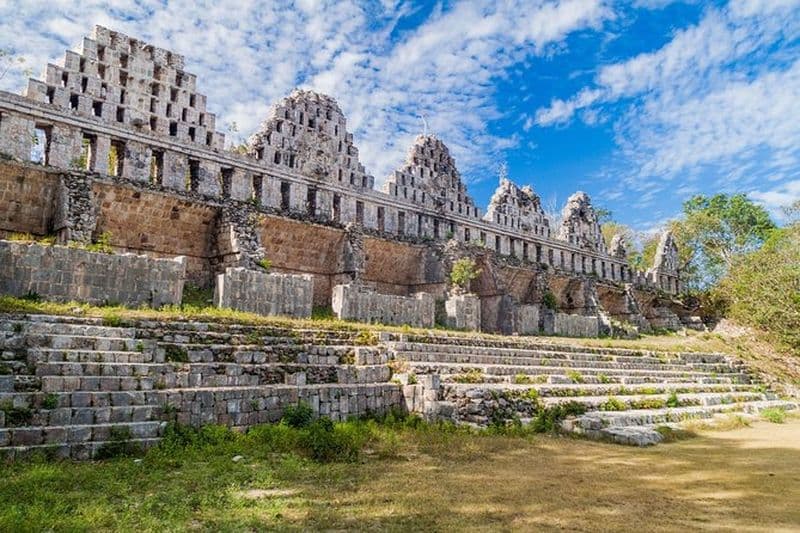 Excursion d'une journée à l'usine de Mérida, Uxmal et Cacao au départ de Cancun et Riviera Maya