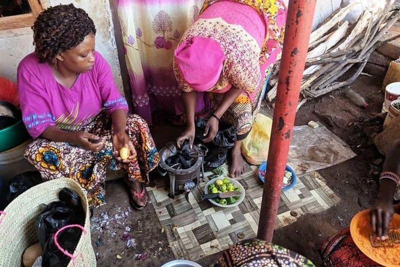 Visite du marché privé et cours de cuisine tanzanien à Moshi