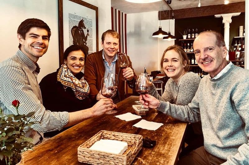 Dégustation de vins près de Plaza Mayor à Madrid