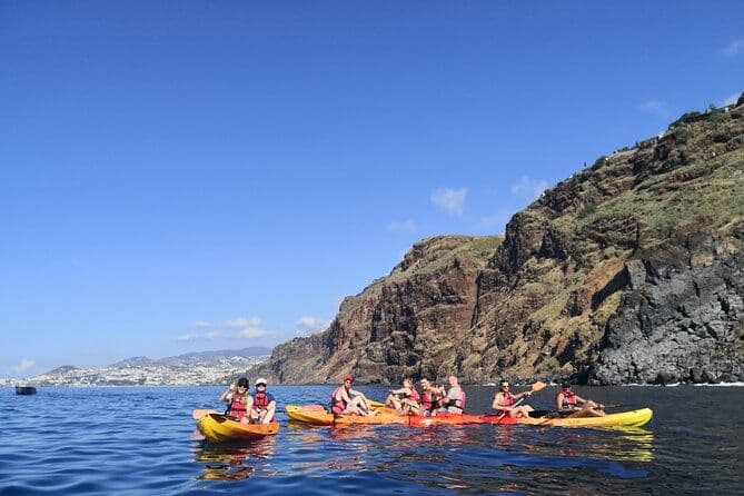 Excursion de kayak et de plongée en apnée dans la réserve naturelle sous-marine Garajau