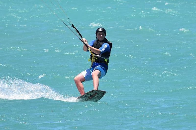 Cours privé de kitesurf de 3 jours sur la plage de Kanaha à Kahului