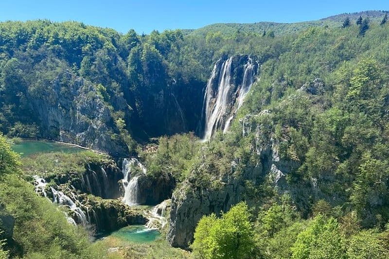 Chauffeur privé de Plitvice + guide jusqu'à 8 personnes de Zadar