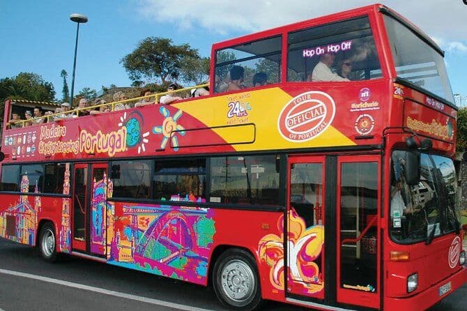 Circuit touristique en bus à arrêts multiples à Funchal