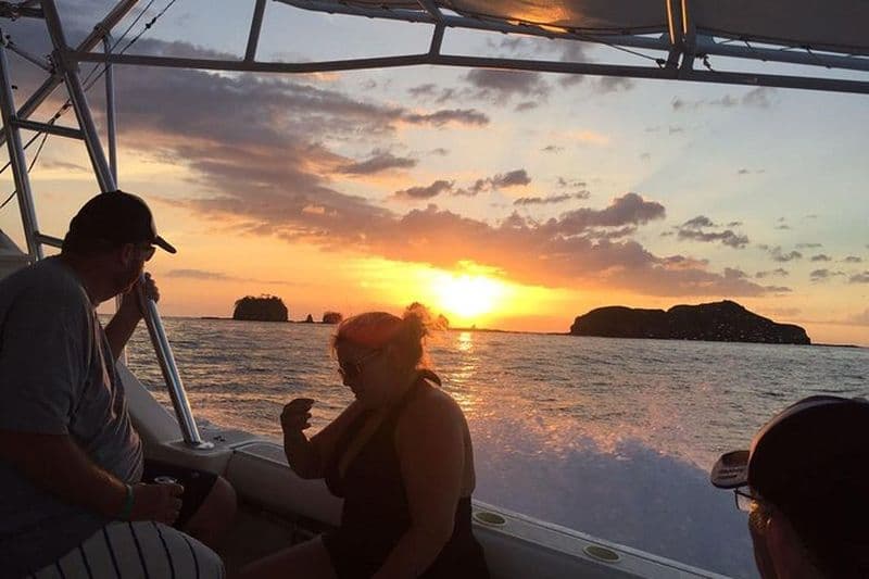 Excursion en bateau privée au coucher du soleil dans le golf de Papagayo