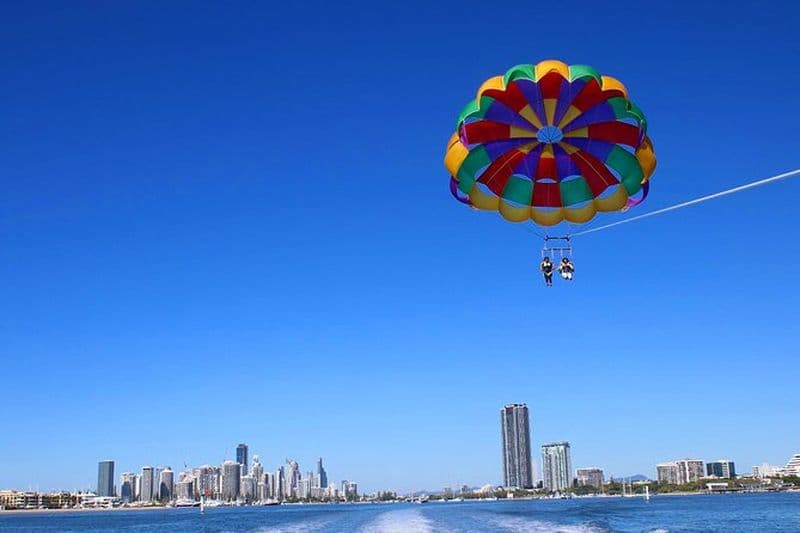 Parachute ascensionnel sur la Gold Coast, Voler en solo, Tandem ou Triple