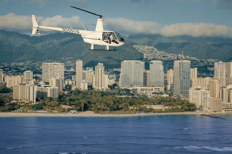 Tour en hélicoptère PARTAGÉ de 18 minutes à Honolulu