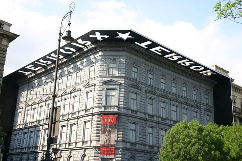 Visite de Budapest de la Maison de la Terreur sur l'histoire nazie et soviétique