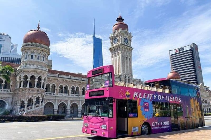 Kuala Lumpur Combo : Visite nocturne et billet de bus Hop On Hop Off