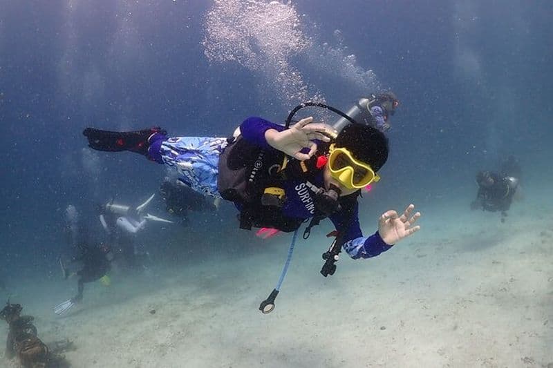 Kata Beach Diving pour débutants Pool Training et 1 plongée sur la plage