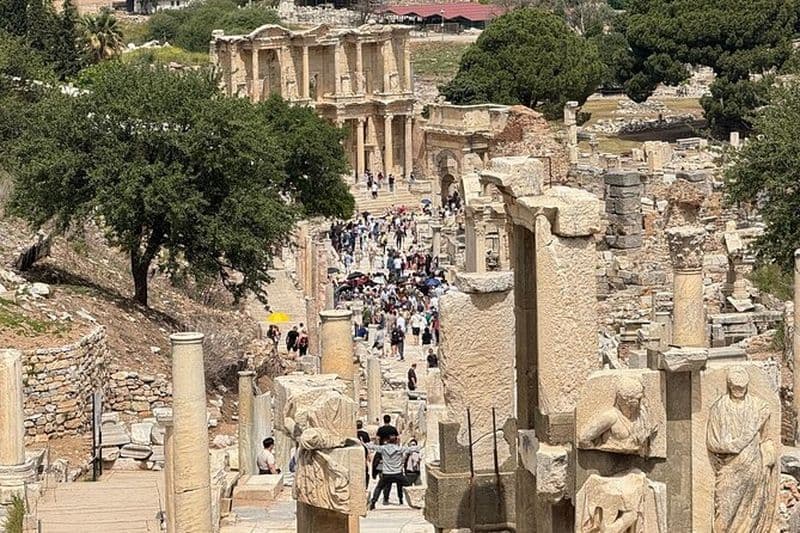 Visite privée d'Ephèse au départ de Bodrum avec dégustation de vin et déjeuner