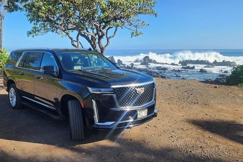 Visite privée VIP à Hana dans l'escalade de Cadillac avec pick-up