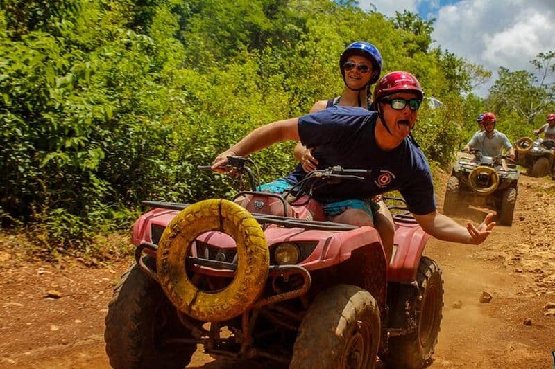 Le meilleur parc d'adrénaline ! Expérience de natation en tyroliennes et en cénote en VTT au départ de Cancun