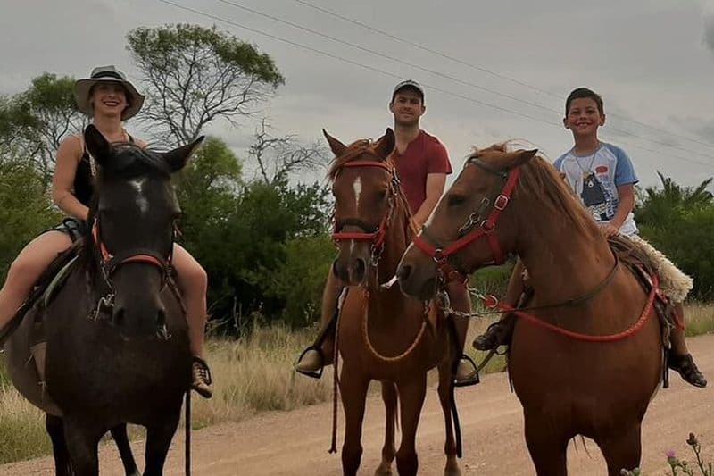 Balade à cheval dans la campagne uruguayenne