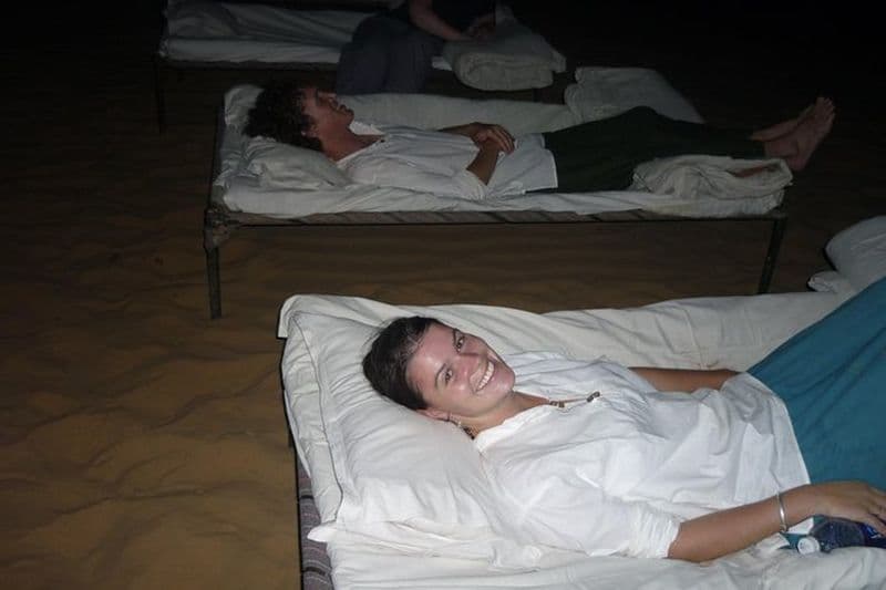 Safari de chameau de nuit (à distance et isolé)