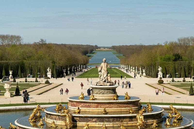 VTC Privé : Retour Confort de Versailles vers Paris Centre