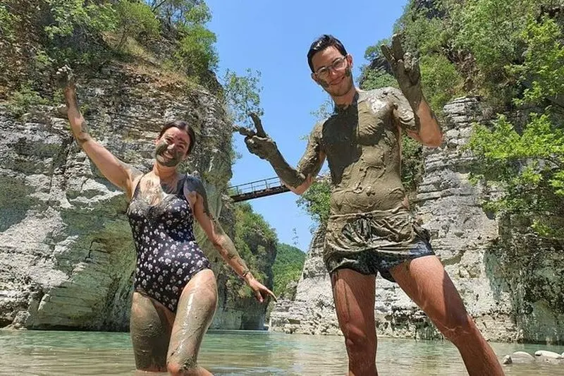 Visite du canyon Berat Osum et de la cascade de Bogove