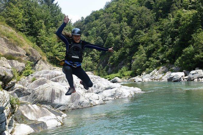 Expérience de canyoning sur la rivière Sorba