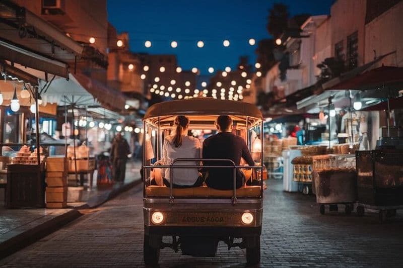 Visite nocturne Tuk Tuk Marrakech avec pick-up