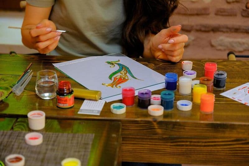 Atelier de peinture sur vitrail traditionnel d'Istanbul