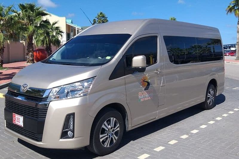 Transfert aéroport aller-retour privé d'Aruba