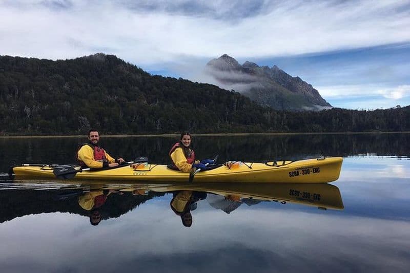 Billet Une demi-journée de kayak sur le lac Moreno en service privé