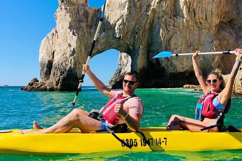 Billet Excursion privée à Los Cabos Arch et à Playa del Amor en kayak à fond transparent