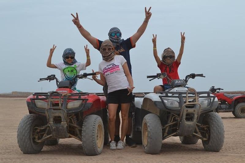 Billet Super Safari ATV, voiture buggy, balade à dos de chameau, dîner bédouin, spectacle-Hurghada