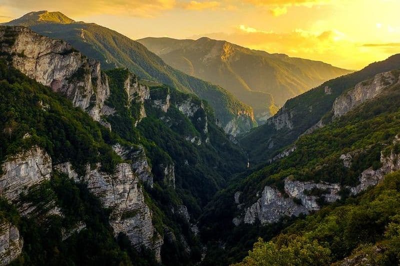 Billet Randonnée dans le village des hauts plateaux de Lukomir