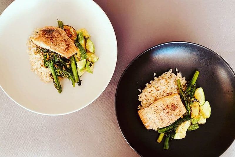 Billet Cours de cuisine privé à Seattle avec un chef chez elle