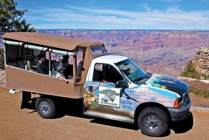 Safari hors route de 3 heures au coucher du soleil vers le Grand Canyon avec détour par la porte d'entrée