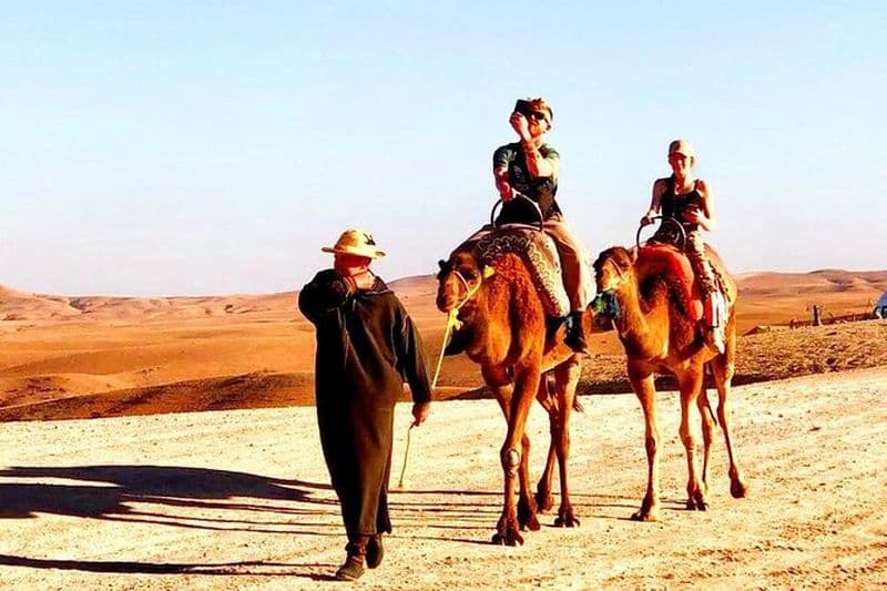 Explorez Agafay avec une visite en bus le matin au départ de Marrakech