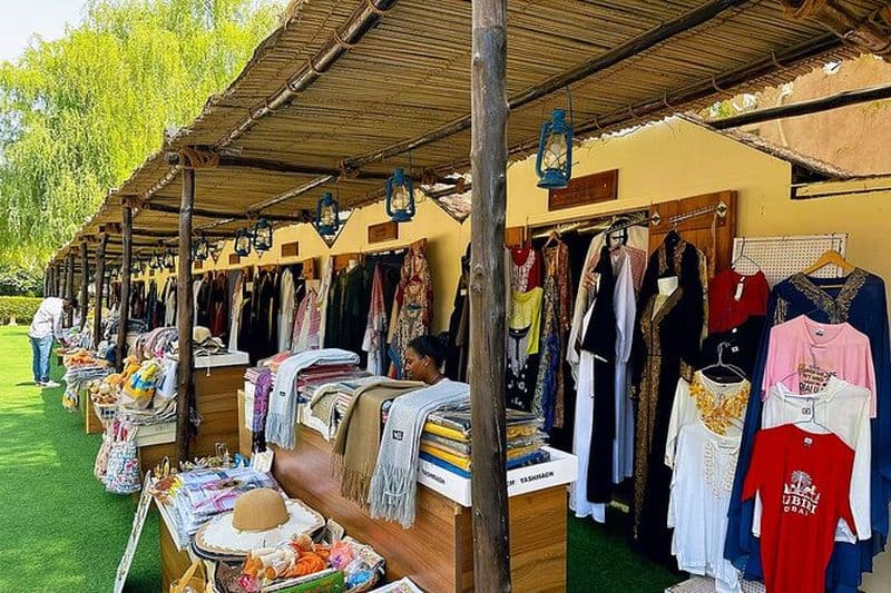 Excursion privée d'une journée en Transit Grande Mosquée Heritage Village et plus