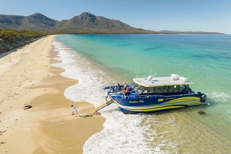 Croisière et visite à pied partagées de Wineglass Bay