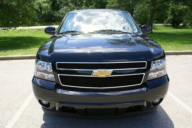 Transfert Midway Airport à Chicago en 4x4 de luxe - Bord de la rue