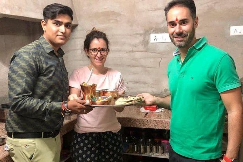 Cours de cuisine privé à Jodhpur avec prise en charge et retour