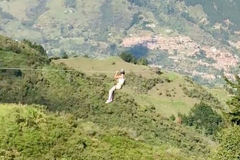 Aventure en tyrolienne et cascade